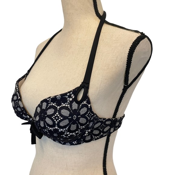 VICTORIA'S SECRET BLACK & WHITE FLORAL CUTOUT PUSHUP BIKINI TOP 34A - Picture 2 of 7